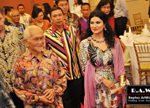 Happy Families? Taib Gets A Public Kicking From Ragad! – SarawakReport