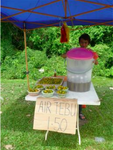 Struggling to make money - another resident of Bandar Samariang