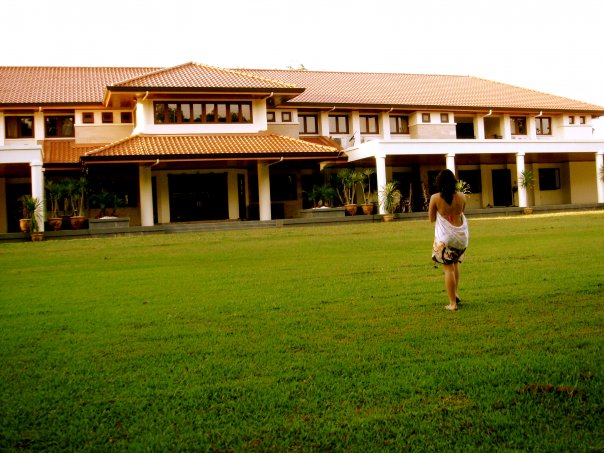 Still a place to live.. the Geneid's vast mansion in Miri