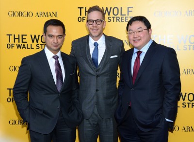 Kaul ti rapat bendar – Riza Aziz enggau Jho Low lebuh ngelancharka wayang Wolf of Wall Street – ti disebutka dipelanja CEO Aabar sereta Pengerusi bank Falcon, Mohd Badawy Al-Husseiny