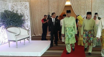 Bustari enggau Adenan ba pengerami nikah anak lelaki Bustari – utai pekara ti udah dikereja Kepala Menteri nya dikena nagang pengawa orang dagang ti majak ngerumpak duit orang mayuh di Sarawak